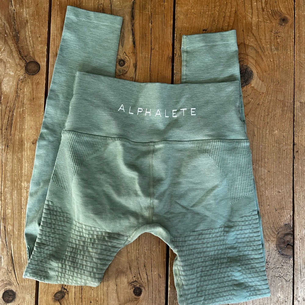 Alphalete Sage Green Seamless High-Waist Leggings